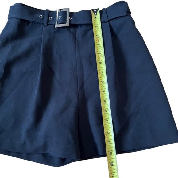 Black Shorts Size Small - Picture 6 of 6